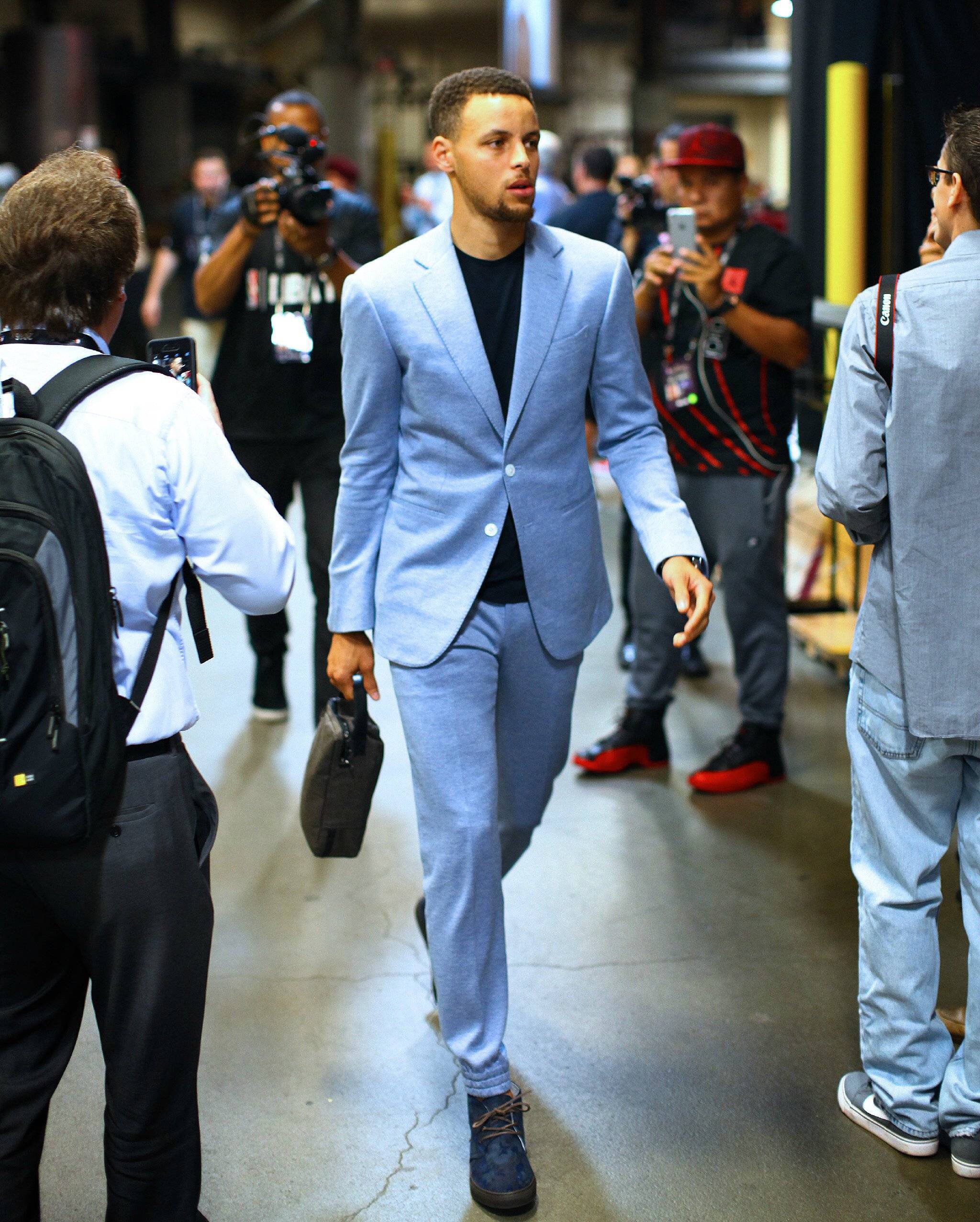 与人员结构 与人员结构